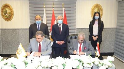 لهذا السبب.. وزير القوى العاملة ورئيس جامعة بورسعيد يوقعان بروتوكولي تعاون