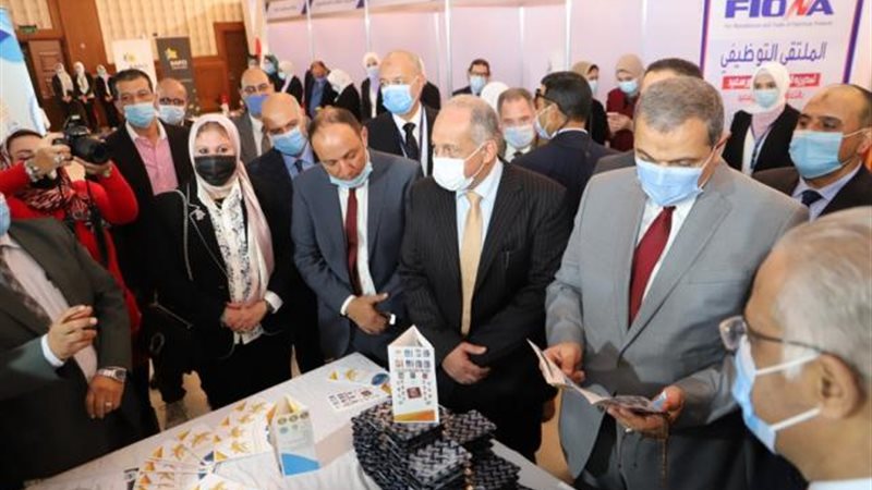 افتتاح ملتقى التوظيف