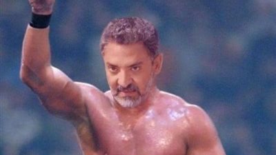 شاهد.. كيف احتفل فتحي عبد الوهاب بفوز ”بيج رامي” بـ ”مستر أولمبيا”