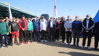 وزير الرياضة يقود مسيرة للمشي بشرم الشيخ تحت شعار الرياضة للجميع