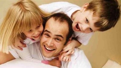 7 عبارات سحرية تفرق في تربية الأبناء