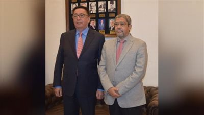 رئيس اتحاد الغرف التجارية يلتقى سفير كازاخستان لبحث زيادة التعاون الاستثماري بين البلدين