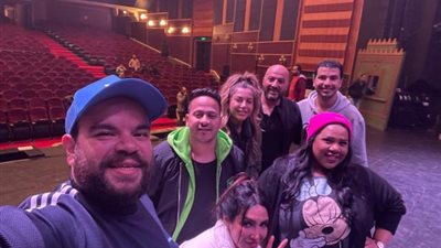 محمد عبد الرحمن بطل مسرحية ”هابي نيو يير” في ليلة رأس السنة