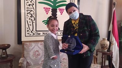 رحمة البدراوي..  سفيرة للإصرار.. قصة نجاح ملهمة للكبار والأطفال.. ميداليتان في السباحة وتكريمات عديدة