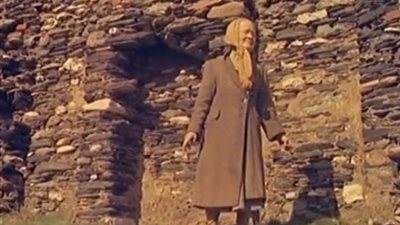 قصة المرأة التي عاشت 50 عاماً وحدها في جزيرة مهجورة