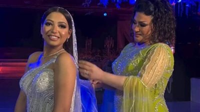 بالفيديو.. روب بدرية طلبة وقف مصر على رجل حفل زفاف نجلتها أصبح تريند ورفضت دخول بناتها الفن