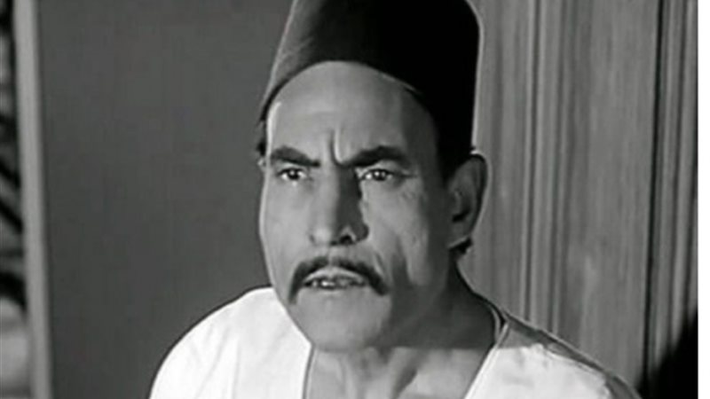 كامل أنور.