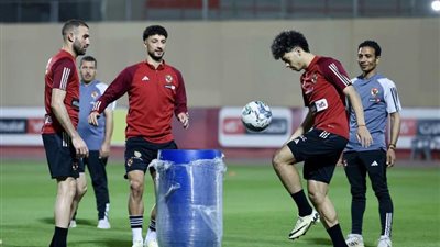 الأهلي ومازيمبي.. إمام عاشور وحسين الشحات على دكة البدلاء في نصف نهائي دوري الأبطال