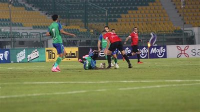 المقاصة يتعادل أمام الجيش في الشوط الأول 1-1