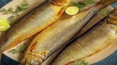 استعد لـ شم النسيم بالأكلة المفضلة.. قائمة أسعار الفسيخ والرنجة