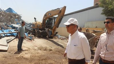 محافظ القليوبية يقود أكبر حملة لـ إزالة التعديات في قرية سرياقوس بـ الخانكة… صور