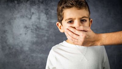 بعد حادث طفل شبرا الخيمة.. طرق لتوفير الحماية للأطفال عند التعامل مع الغرباء