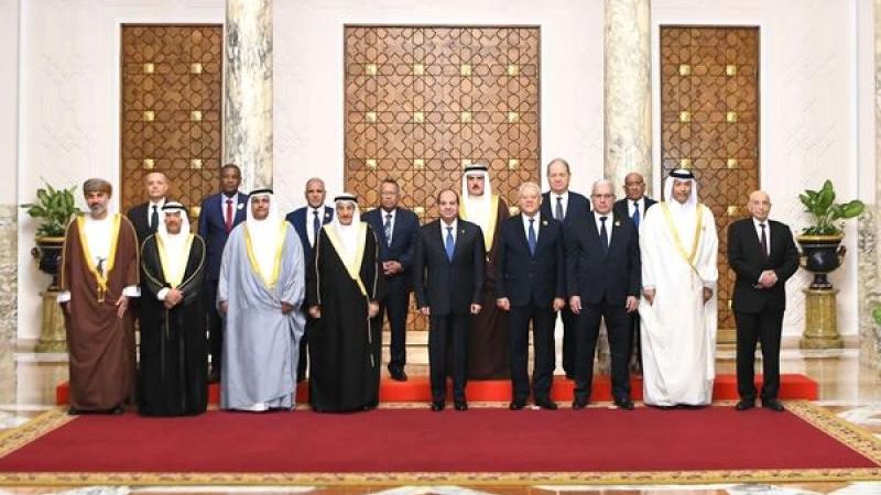 الرئيس السيسي مع