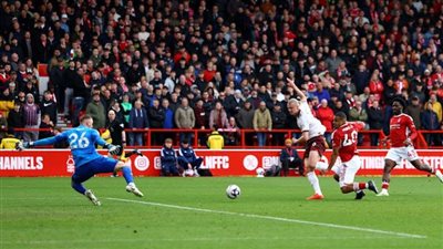 الدوري الإنجليزي.. مانشستر سيتي يهزم نوتنجهام بثنائية ويضيق الخناق على أرسنال في الصدارة