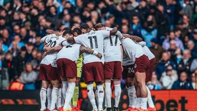 الدقيقة 25.. مباراة مانشستر سيتي ونوتنجهام.. سيطرة السيتيزنز وإصابة إيدرسون