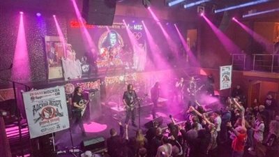 الشرطة الروسية تعتقل أعضاء فرقة موسيقي بتهمة «الدعاية لرموز نازية»