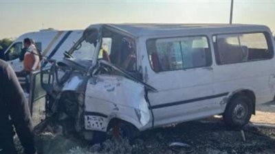 إصابة 13 شخص في حادث تصادم بين سيارتين على طريق جمصة