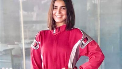 رانيا منصور بإطلالة جريئة عبر ”انستجرام”