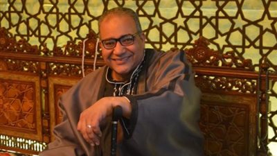 بيومي فؤاد يبدأ تصوير أول مشاهد فيلم ”الشنطة”