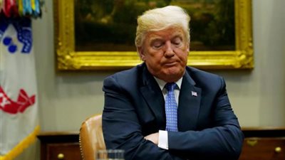 عاجل.. الجيش الأمريكي يضع ترامب تحت الإقامة الجبرية