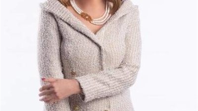 ادعو لها.. رسالة مؤثرة و حزينة من يسرا بعد إصابتها  بكورونا