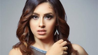 هدى الزئردة.. كيف أصبحت ريم أحمد بطلة ونيس؟ ورد فعل محمد صبحي على حملها (فيديوجراف)