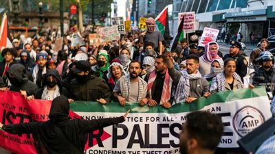 جامعات أمريكا تنتفض لنصرة غزة.. الشرطة تقتحم جامعة كاليفورنيا وتعتقل عددًا من الطلاب وبايدن يلتزم الصمت