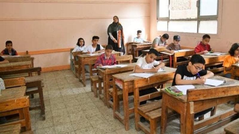 جدول امتحانات الصف