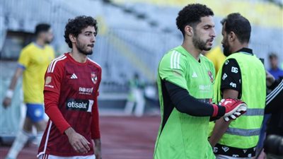 عرض خليجي يهدد استمرار شوبير مع الأهلي