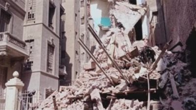 انهيار عقار مكون من 3 طوابق واختناق حارس العقار في السيدة زينب