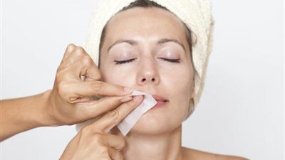 تخلصي من شعر الوجه بهذه الوصفة السحرية