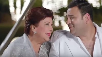 أكرم حسني يتذكر كواليسه مع الراحلة رجاء الجداوي بكلمات مؤثرة