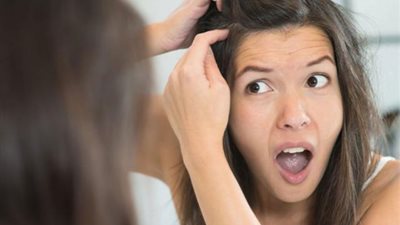 تخلصي من الشعر الأبيض بهذه الحيل السحرية