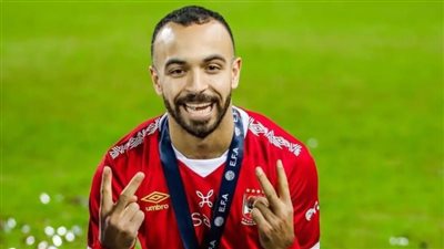 كلمة قبيحة.. هل انتهى مشوار أفشة في الأهلي؟ (فيديو)