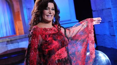 نجوى فؤاد تكشف لـ ”الموجز” حقيقة إصابتها بفيروس كورونا