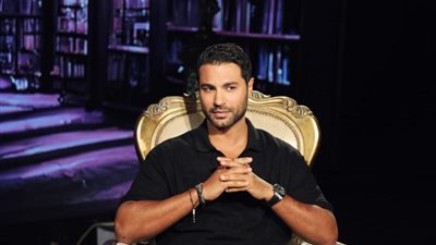 كريم فهمي: عشت تجربة المساكنة وعمري ما أتبعت شيخ الأزهر