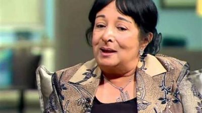 بتكلم جوزها الراحل كل يوم وهذا سر خلافها مع محمد رمضان.. أسرار لا تعرفها عن سميرة عبدالعزيز (فيديو)