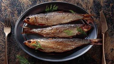 في شم النسيم 2024 .. ما هي فوائد وأضرار تناول الفسيخ والرنجة؟