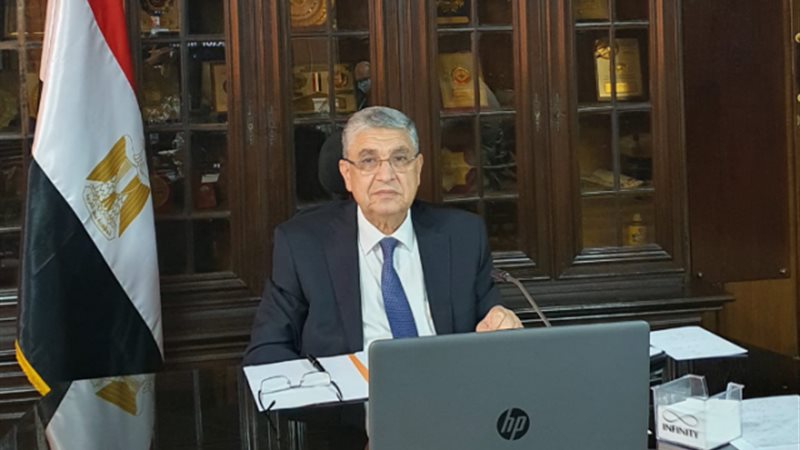 وزير الكهرباء