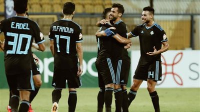 بيراميدز ينهي الشوط الأول متقدما على سيراميكا بهدف