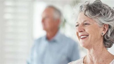 الرجال عرضة للوفاة المبكرة ..  دراسة توضح سبب طول أعمار النساء