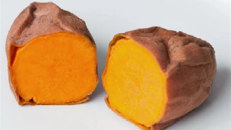 البطاطا الحلوة المشوية