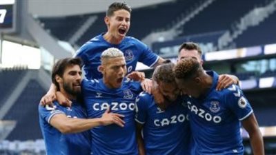 ايفرتون يبحث سبب تأجيل مباراة السيتي