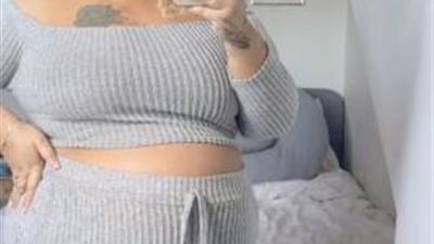 ”يوتيوبر ”شهيرة تدخل في غيبوبة بعد إصابتها بفيروس كورونا وولادة أول طفل لها منذ شهرين