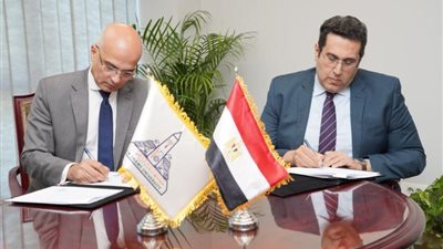 بروتوكول تعاون بين جامعتي المصرية للتعلم الإلكتروني وعين شمس (تفاصيل)
