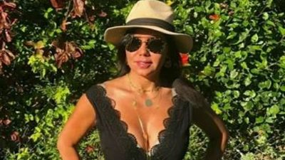 شاهد.. رانيا يوسف بإطلالة صيفية داخل الحجر الصحي