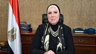 وزارة الصناعة والتجارة تعد بتحسين صناعة مركبات النقل الجماعي