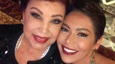 بصورة تجمعهما.. لقاء الخميسي تحيي ذكرى رحيل رجاء الجداوي: وحشتينا