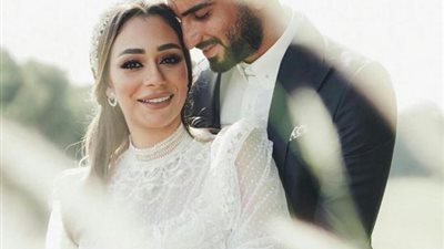 أنغام لشرنوبي وزوجته: ”ربنا يسعدكم يا حبايب قلبي”