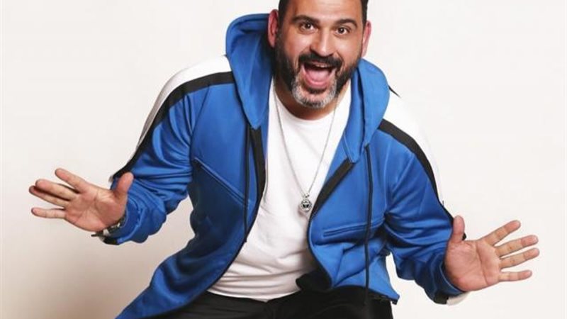 أكرم حسنى